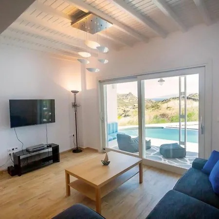 Villa Tropicalia Private Concierge Service Villa Mykonos Town